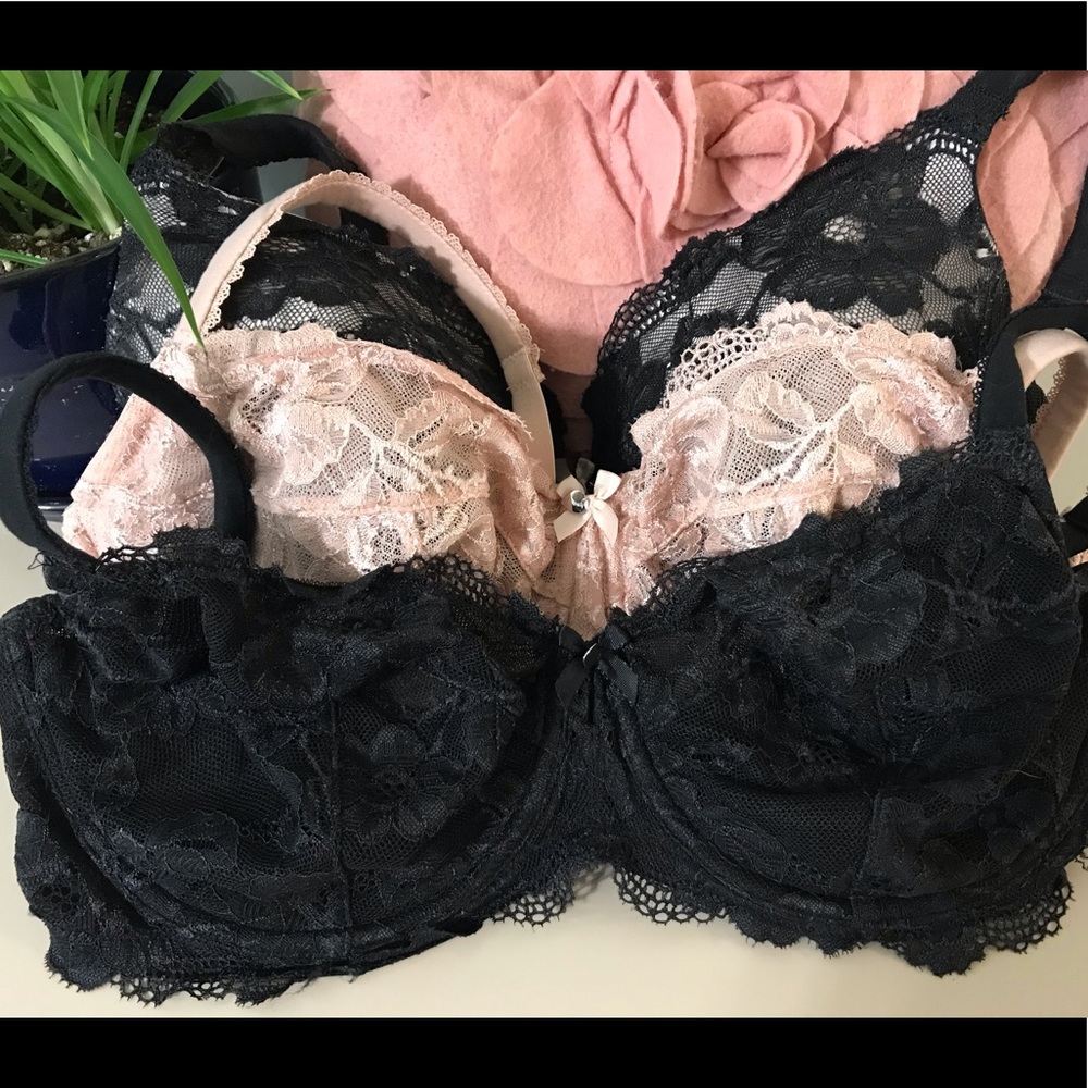 3 Victoria’s Secret Bras in 38DD